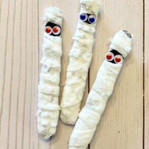 Create your own Craft Stick Mummies!