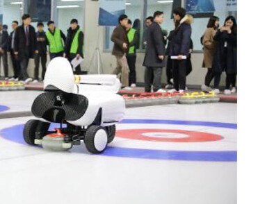 An AI-powered robot was able to beat professional curling teams 3-out-of-4 times, a new study shows